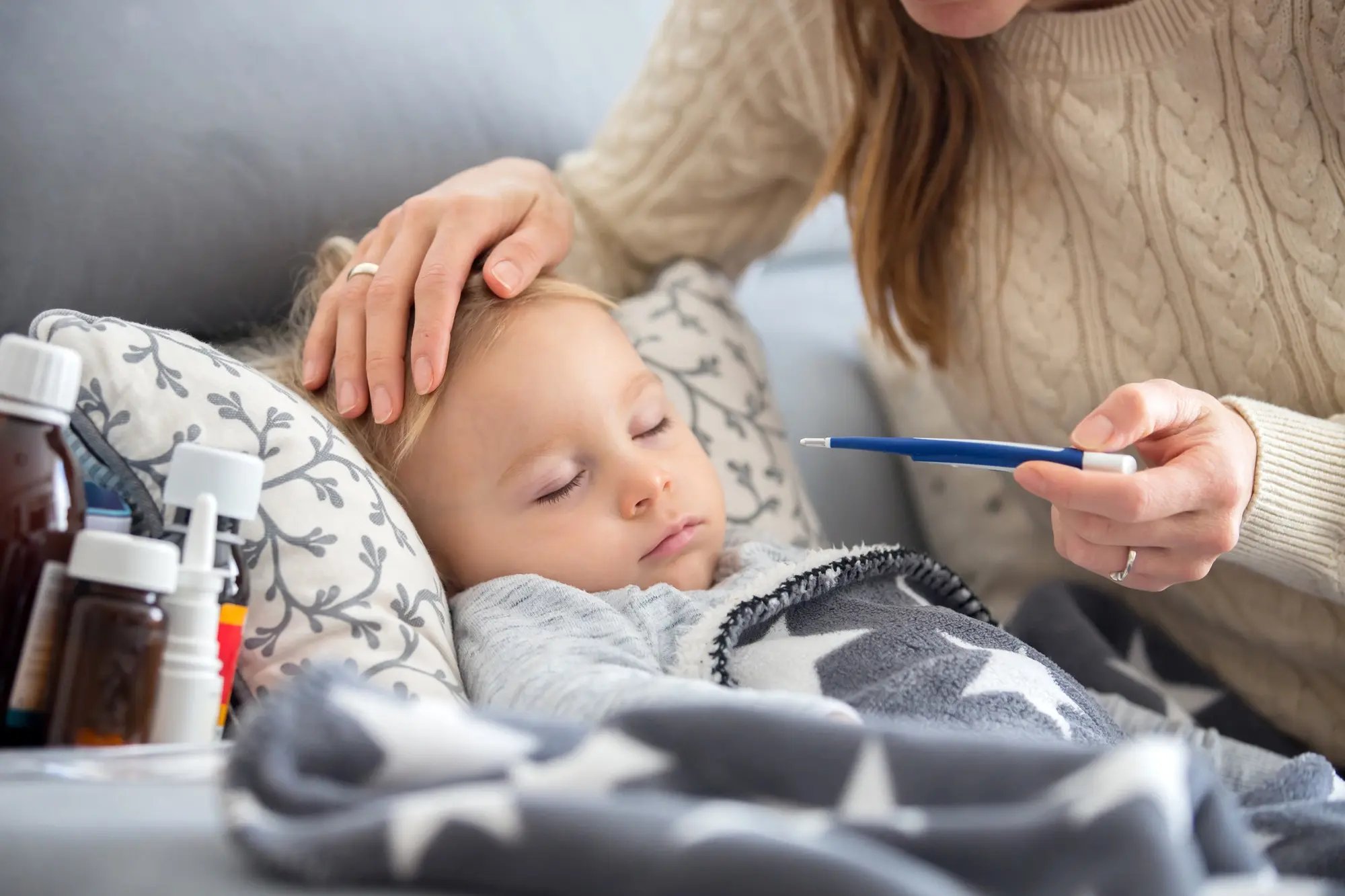 cómo bajar la fiebre en casa