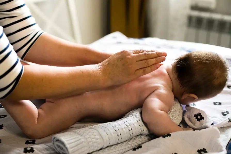 ¿Tu hijo tiene dificultades para calmarse o dormir?