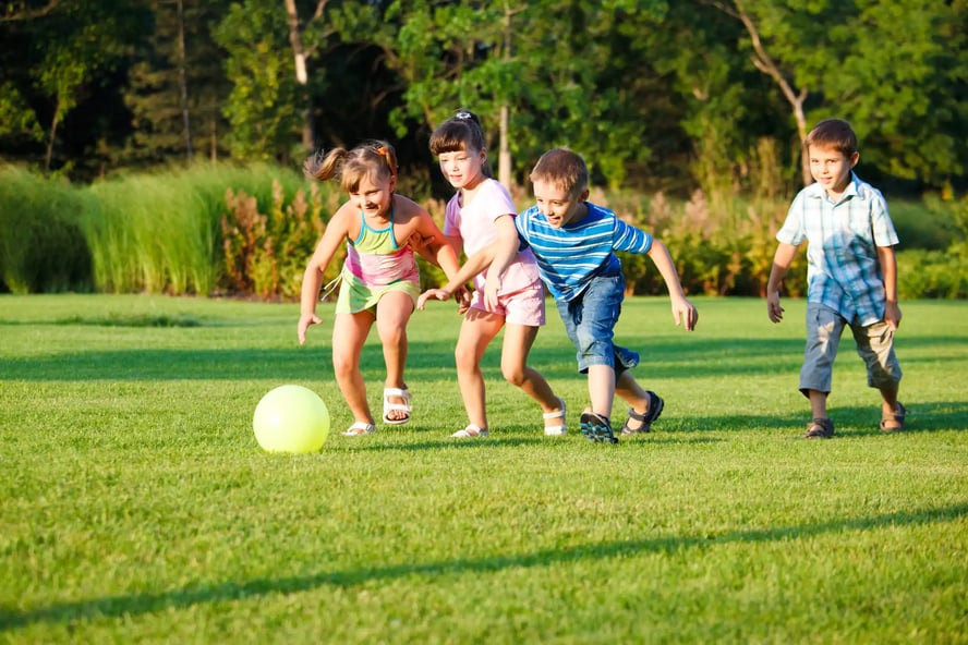 juegos-para-niños-al-aire-libre-6