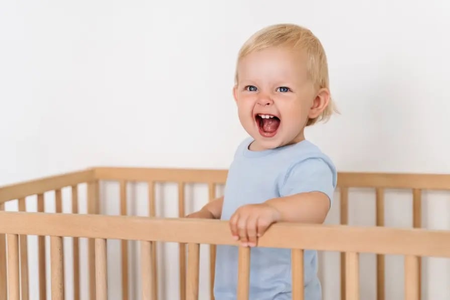 Un niño de 12 meses necesita entre 11 y 14 horas de sueño al día
